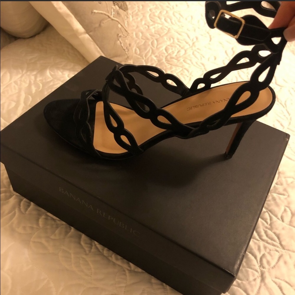 Banana Republic suede sandal